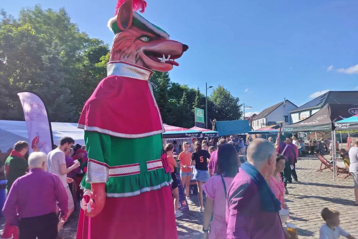 De Vos van Vossem giant in red and green at Vossem Festival, Belgium
