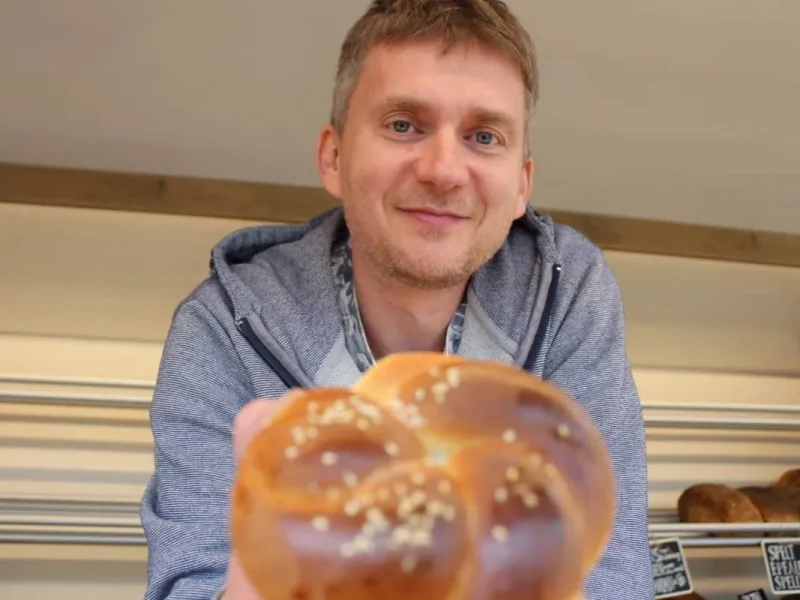 Lukasz the baker on Tervuren Markt