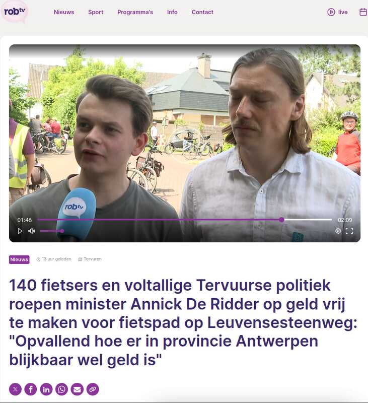 Burgemeester Thomas Geyns spreekt tijdens de actie van de Fietsersbond langs de N3 in Tervuren. Screenshot RobTV