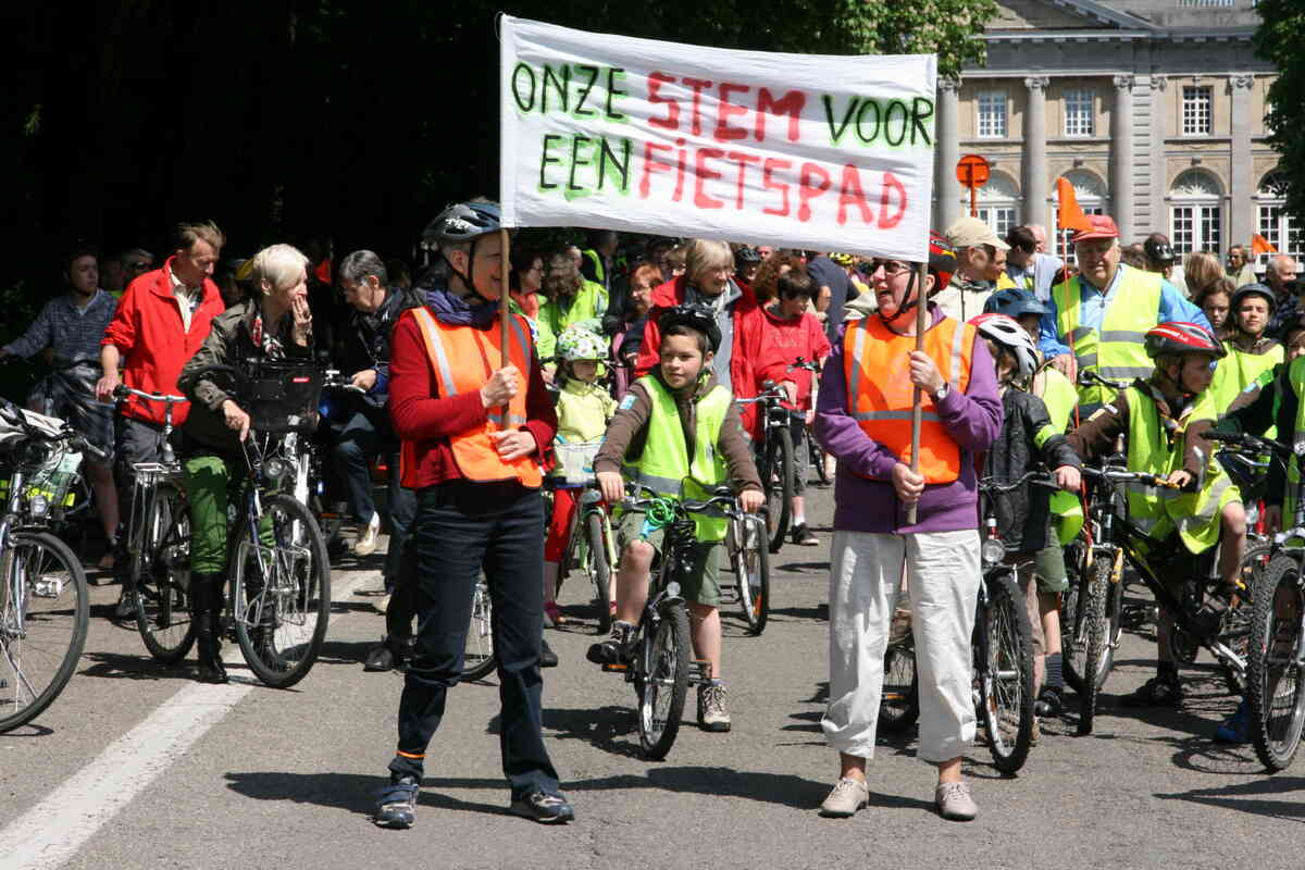 Action de la Fietsersbond sur la N3 en 2012.